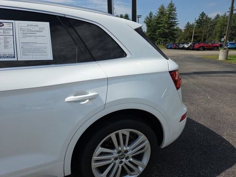 Used 2018 Audi Q5 2.0T Premium Plus w/ Premium Plus Package AWD/4WD image 37