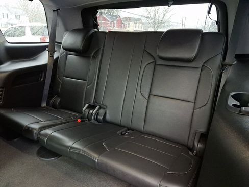 Used 2018 GMC Yukon SLT w/ Open Road Package image 10