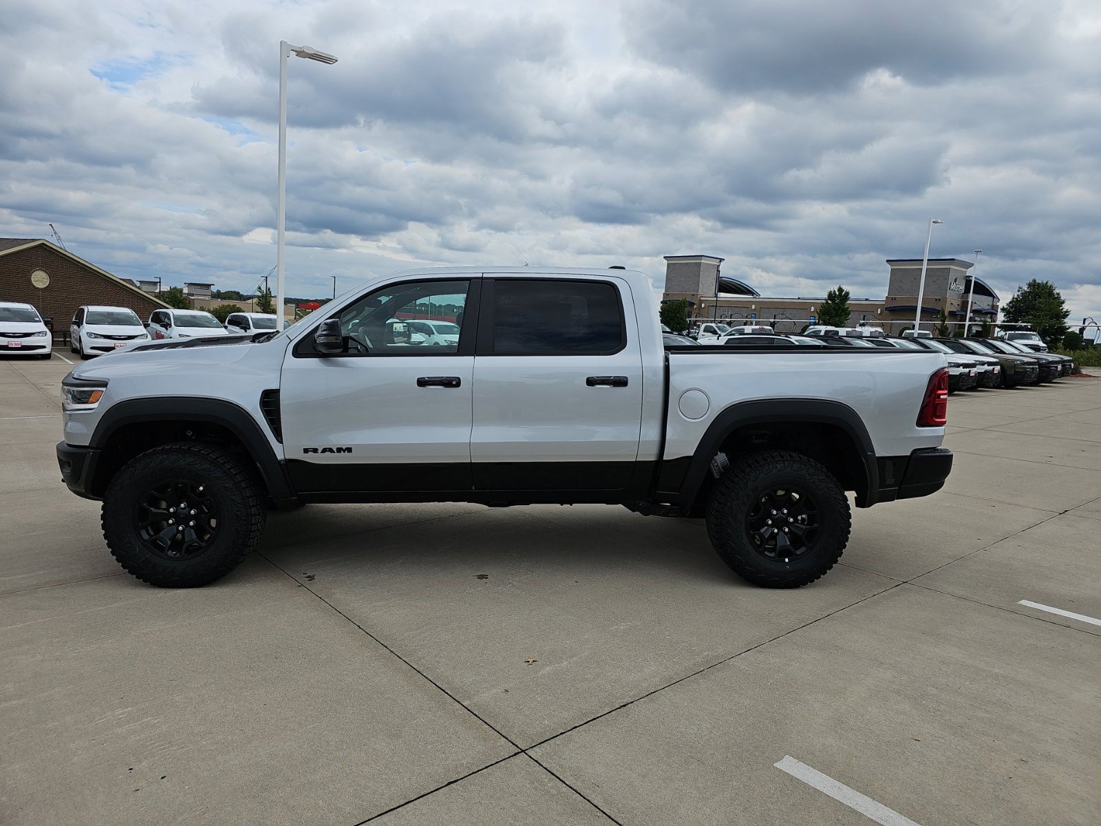 New 2026 RAM 1500 RHO AWD/4WD image 2