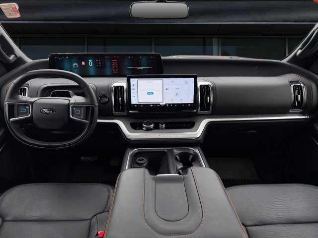 Used 2025 Ford Expedition Tremor AWD/4WD image 10