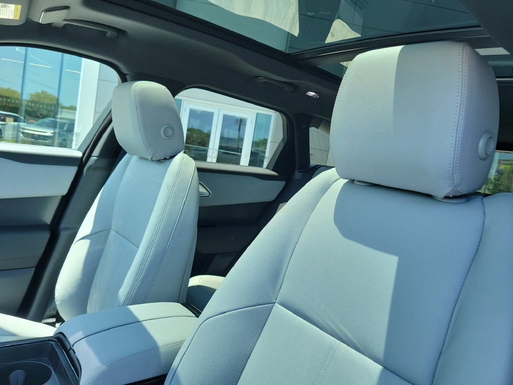 New 2026 Land Rover Range Rover Velar S AWD/4WD image 27
