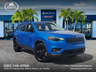 Used 2023 Jeep Cherokee Altitude Lux