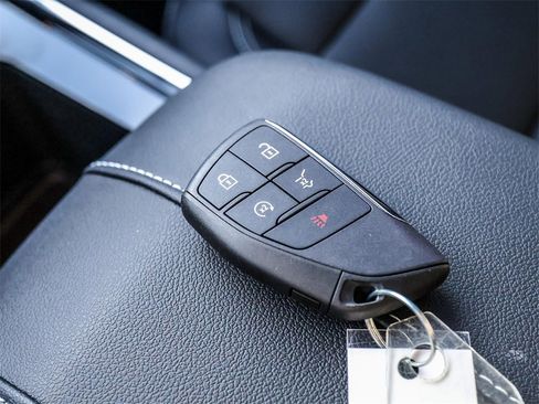 Used 2026 Chevrolet Traverse LT w/ Enhanced Driving Package image 36