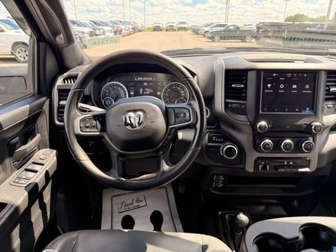Used 2023 RAM 3500 Tradesman w/ Chrome Appearance Group AWD/4WD image 5