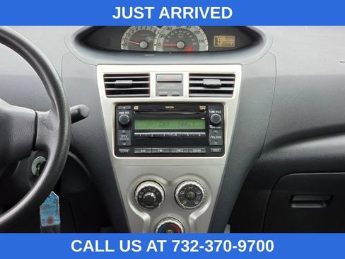Used 2007 Toyota Yaris Sedan w/ Convenience Pkg FWD image 25