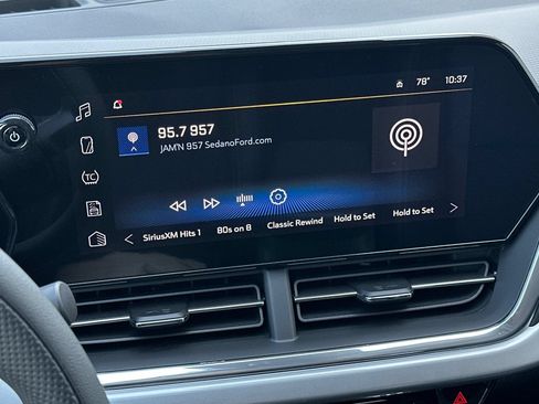 New 2026 Chevrolet Trax LT FWD image 18