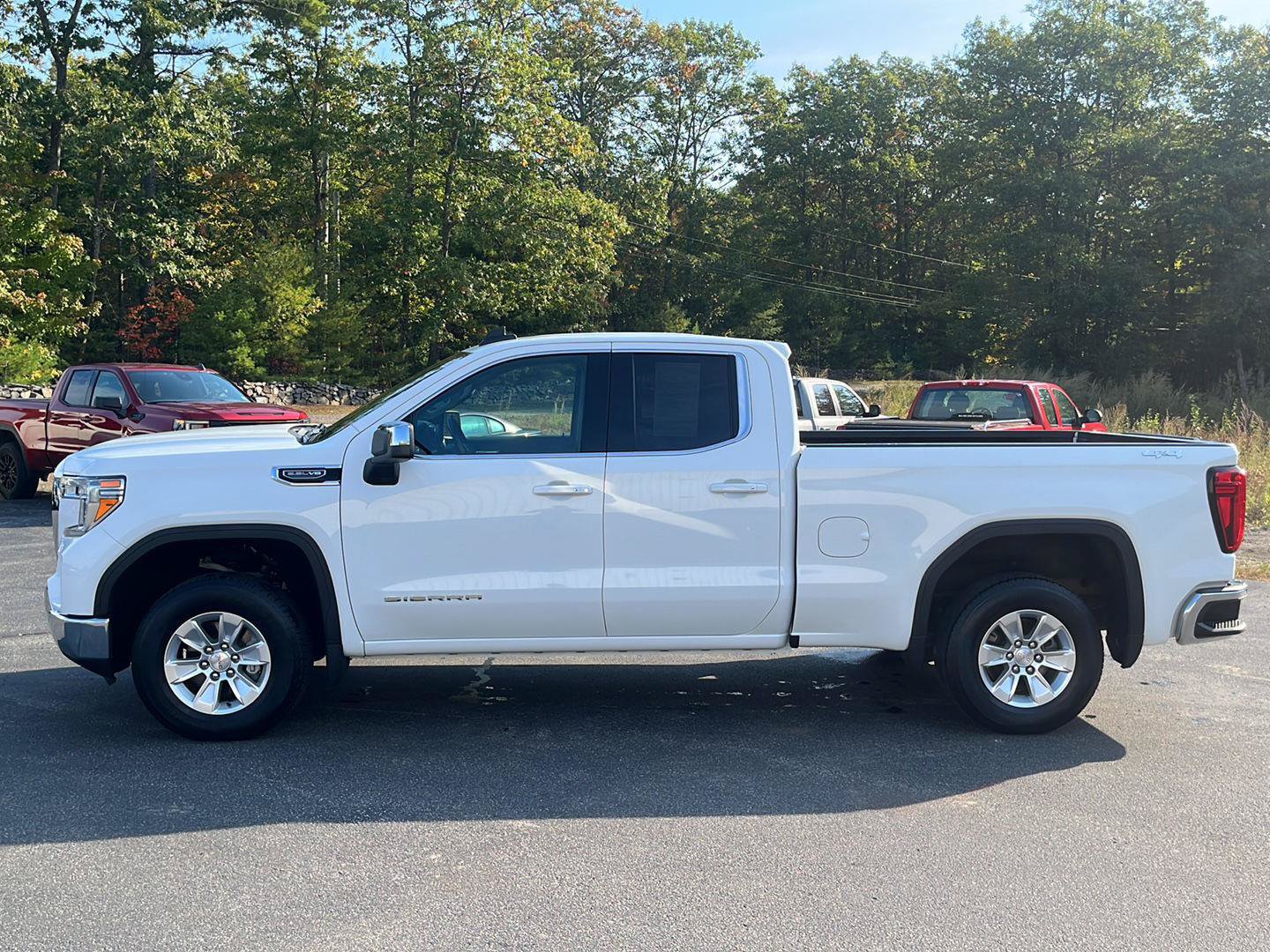 Used 2022 GMC Sierra 1500 SLE w/ Snow Plow Prep Package AWD/4WD image 2