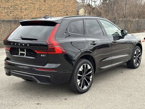 Used 2026 Volvo XC60 B5 Plus w/ Climate Package AWD/4WD image 5