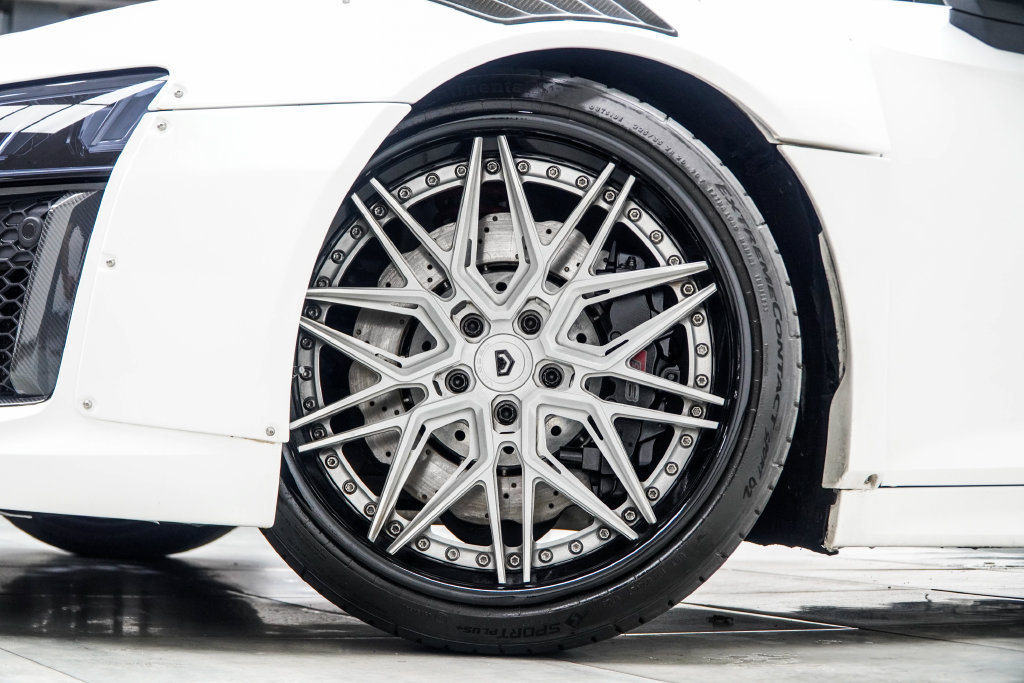 Used 2018 Audi R8 V10 AWD/4WD image 10