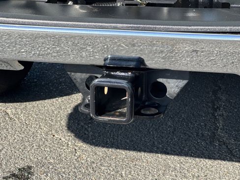 Used 2022 Chevrolet Silverado 1500 LT image 50