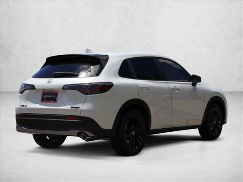 New 2027 Honda HR-V Sport image 5