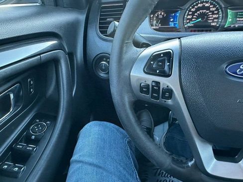 Used 2013 Ford Taurus SHO image 14