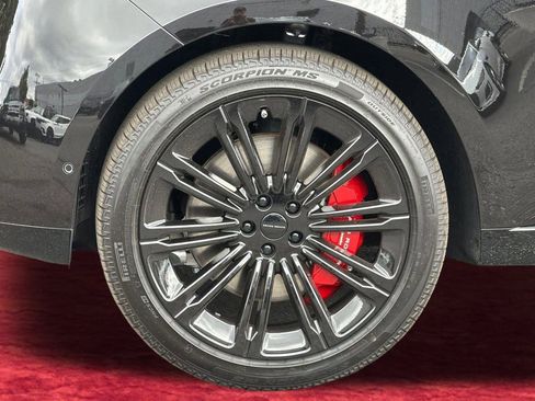 New 2026 Land Rover Range Rover SV AWD/4WD image 9