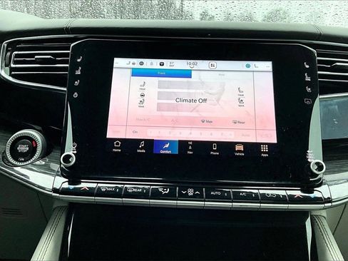 Used 2022 Jeep Wagoneer Series III image 18