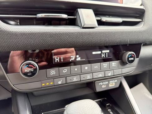 New 2026 Subaru Outback Limited AWD/4WD image 26