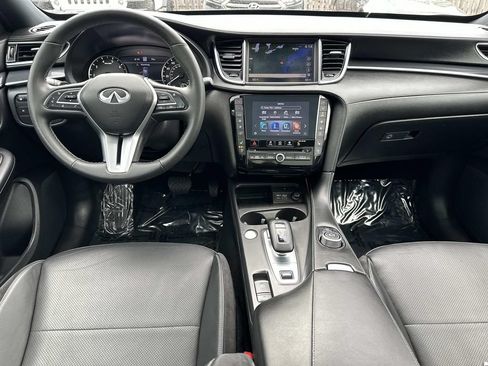Used 2025 INFINITI QX50 Sport AWD/4WD image 11