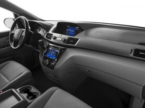 Used 2016 Honda Odyssey SE image 15