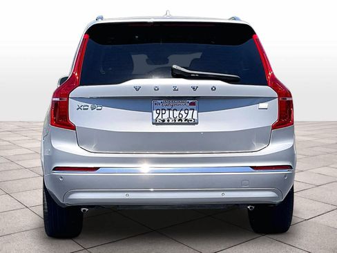 Used 2024 Volvo XC90 T8 Plus w/ Protection Package Premier AWD/4WD image 7