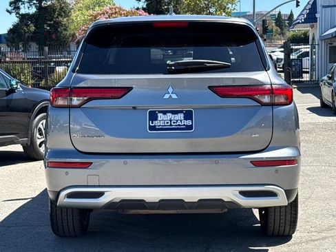 Used 2024 Mitsubishi Outlander SE FWD image 5