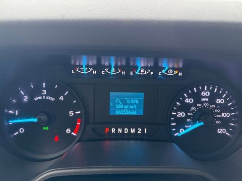 Used 2022 Ford E-350 and Econoline 350 Super Duty w/ Power Windows & Locks Group image 12