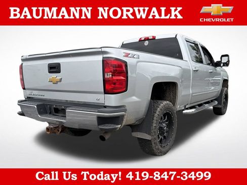 Used 2018 Chevrolet Silverado 2500 LT w/ All Star Edition AWD/4WD image 13