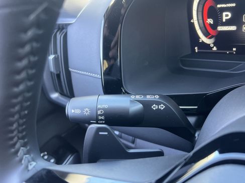 New 2026 Nissan Pathfinder SL image 10