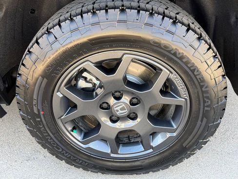 Certified 2025 Honda Pilot TrailSport image 12