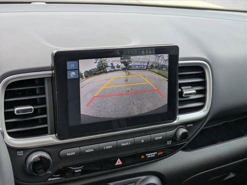 New 2025 Hyundai Venue SEL image 14