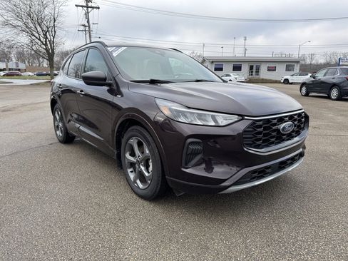 Used 2023 Ford Escape ST-Line w/ Tech Pack #1 image 10