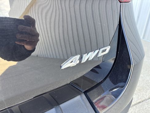 Used 2023 Ford Explorer ST-Line image 9