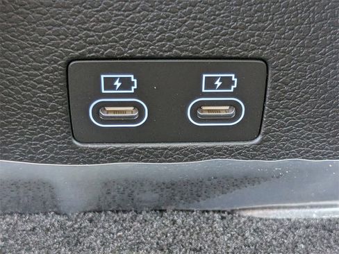 New 2026 Genesis G70 2.5T Prestige image 12