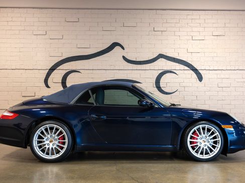 Used 2006 Porsche 911 Carrera S RWD image 4