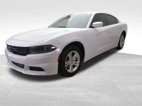 Used 2022 Dodge Charger SXT RWD image 1