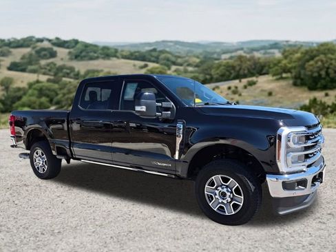 Used 2024 Ford F250 Lariat w/ Lariat Ultimate Package AWD/4WD image 1