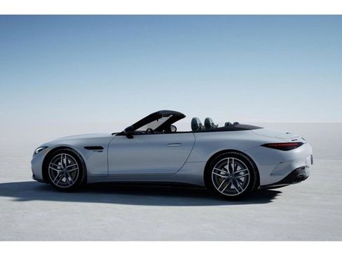 New 2025 Mercedes-Benz SL 55 AMG 4MATIC image 32