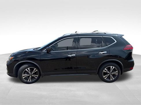 Certified 2019 Nissan Rogue SV w/ Sun & Sound Touring Package FWD image 5