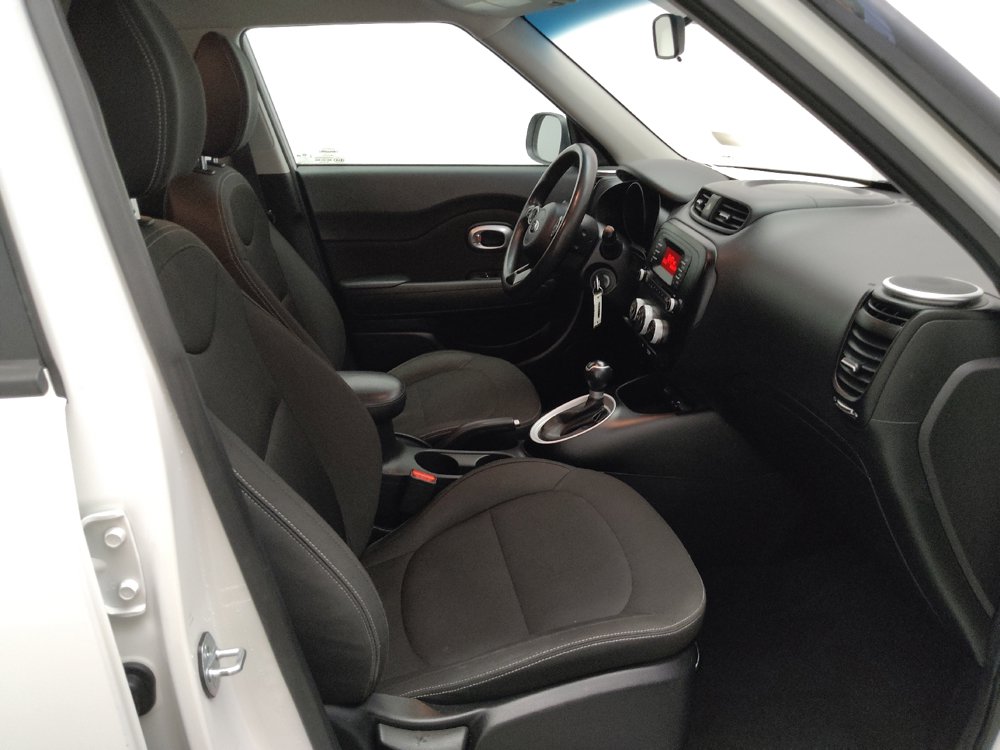 Used 2016 Kia Soul FWD image 21