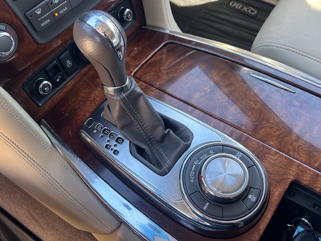 Used 2017 INFINITI QX80 4WD w/ Deluxe Technology Package image 17