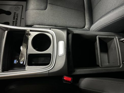 Used 2023 Hyundai Santa Fe SEL FWD image 18
