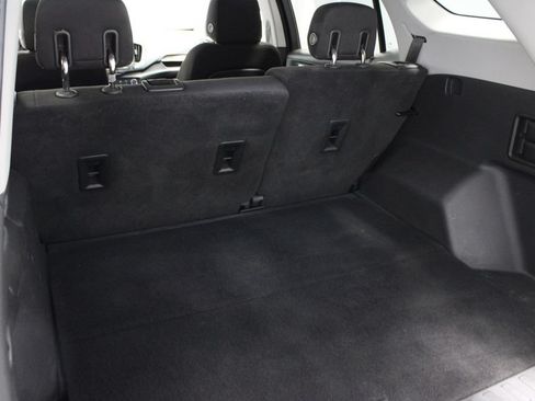 Used 2020 GMC Terrain SLE w/ Elevation Edition FWD image 18