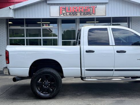 Used 2006 Dodge Ram 2500 Truck SLT w/ TRX4 Group AWD/4WD image 10
