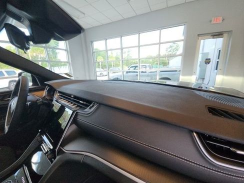 New 2025 Jeep Grand Cherokee Altitude image 26