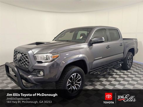 Used 2020 Toyota Tacoma TRD Sport AWD/4WD image 1