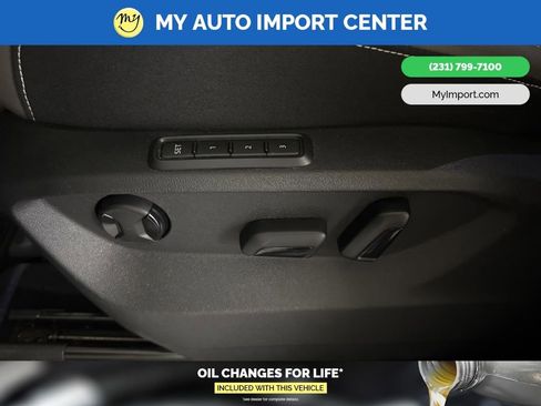 Used 2023 Volkswagen Atlas SEL Premium image 13