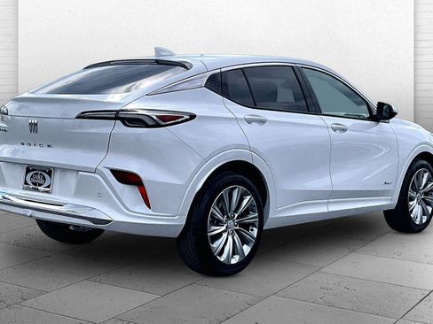 Used 2025 Buick Envista Avenir FWD image 13