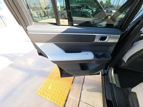 Used 2024 Hyundai Santa Fe SE FWD image 23