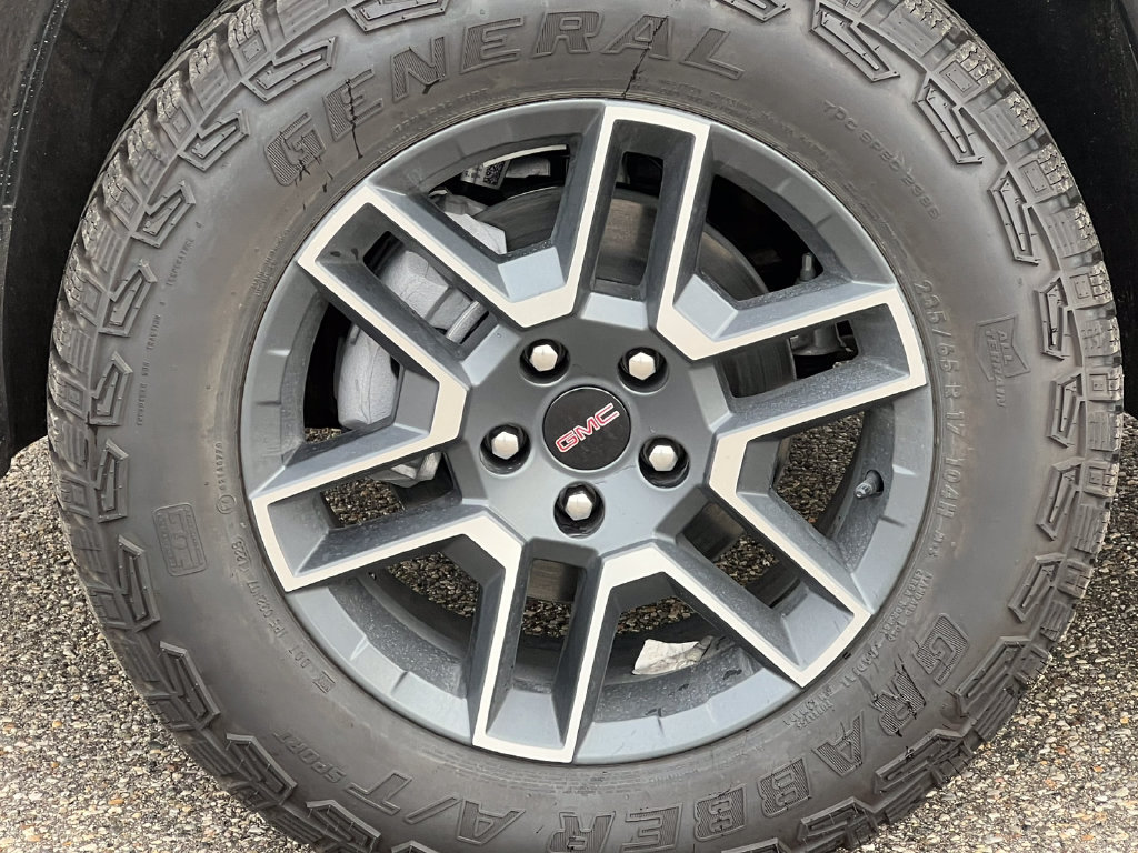 New 2027 GMC Terrain AT4 w/ Convenience Package III AWD/4WD image 6