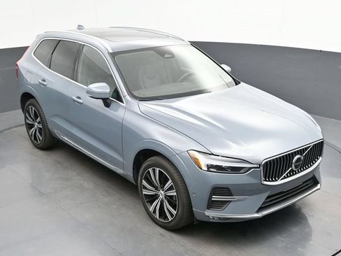 Used 2023 Volvo XC60 B5 Plus w/ Protection Package Premier AWD/4WD image 18