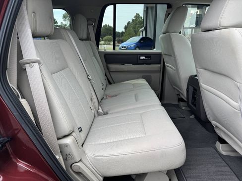 Used 2010 Ford Expedition XLT RWD image 23