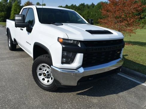 Used 2022 Chevrolet Silverado 2500 W/T w/ WT Convenience Package image 2